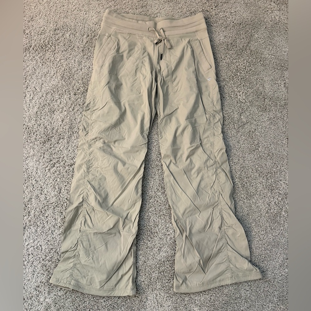 Lululemon Dance Studio Mid-Rise Pant, Regular, Size 8